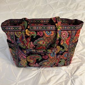 Vera Bradley Get Carried Away Tote XL in retired pattern Symphony in Hue